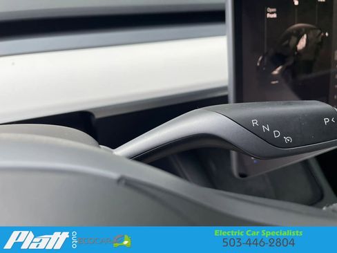 Used 2023 Tesla Model Y Long Range image 32