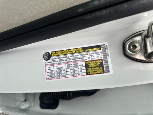 Certified 2025 Volkswagen Atlas SE AWD/4WD image 35