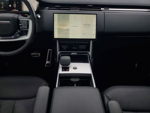 Certified 2024 Land Rover Range Rover SE AWD/4WD image 26