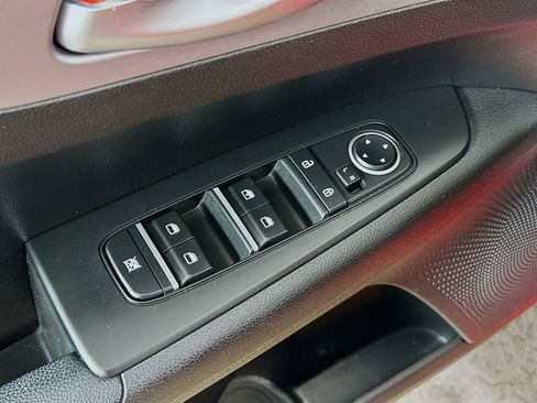 Used 2023 Kia Forte LXS image 16