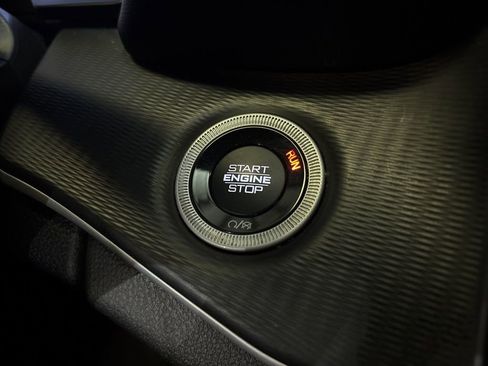 Used 2024 Jeep Grand Cherokee Altitude image 33