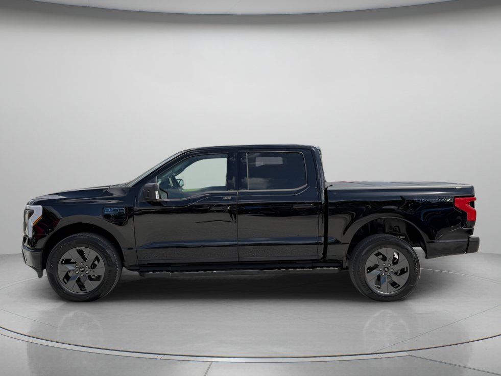 Used 2025 Ford F150 Lightning Flash AWD/4WD image 5