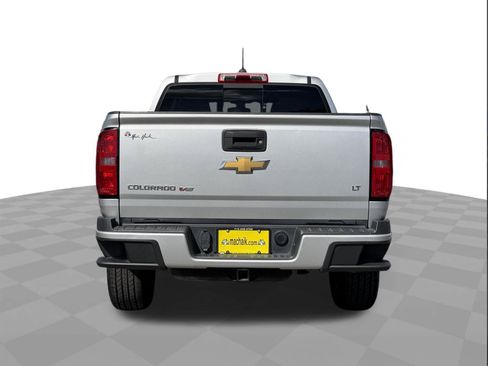Used 2020 Chevrolet Colorado LT w/ LT Convenience Package RWD image 4