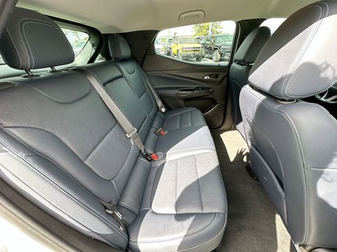 Used 2023 Chevrolet Bolt EUV Premier image 25