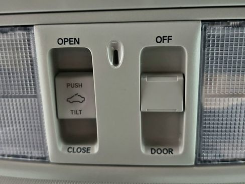 Used 2021 Honda Accord EX-L image 36