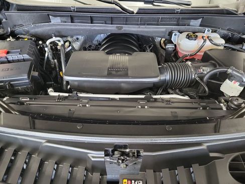 Certified 2025 Cadillac Escalade Premium Luxury w/ Touring Package image 27