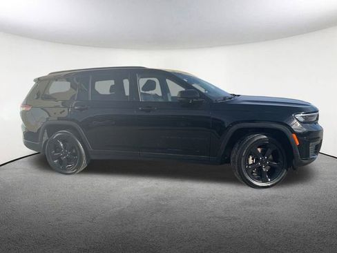 Used 2021 Jeep Grand Cherokee L Laredo image 14