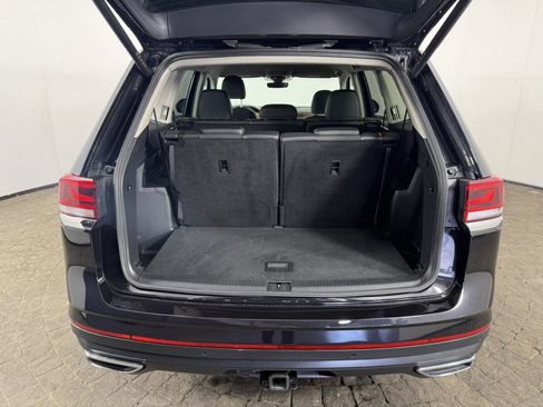 Used 2025 Volkswagen Atlas SE image 7