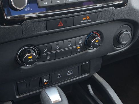 Used 2023 Nissan Frontier S w/ Technology Package RWD image 19