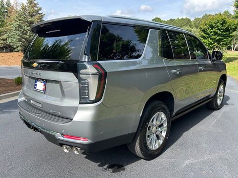 Used 2025 Chevrolet Tahoe Premier AWD/4WD image 28