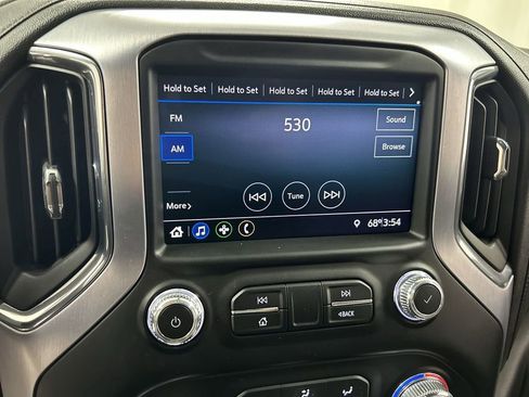 Used 2020 GMC Sierra 1500 SLE w/ X31 Off-Road Package image 14