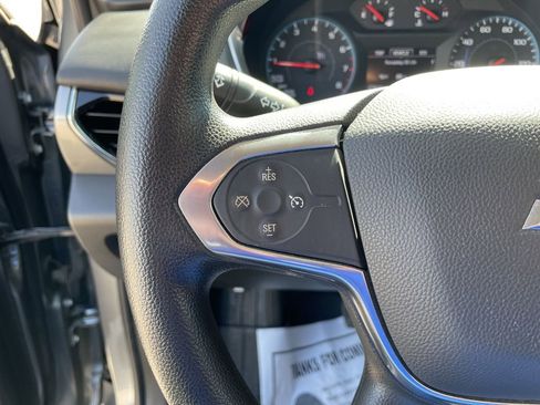Used 2020 Chevrolet Traverse LS FWD image 14