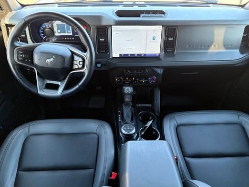 Used 2024 Ford Bronco Big Bend image 12