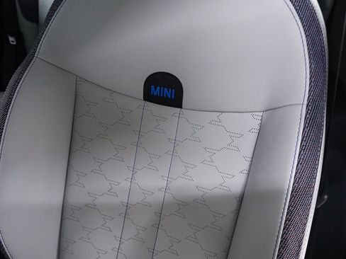 Used 2026 MINI Cooper S FWD image 27