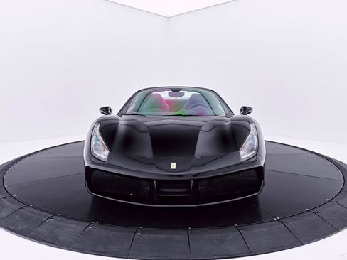 Used 2018 Ferrari 488 Spider RWD image 27