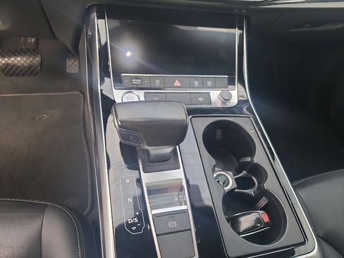 Used 2019 Audi Q8 Premium AWD/4WD image 15