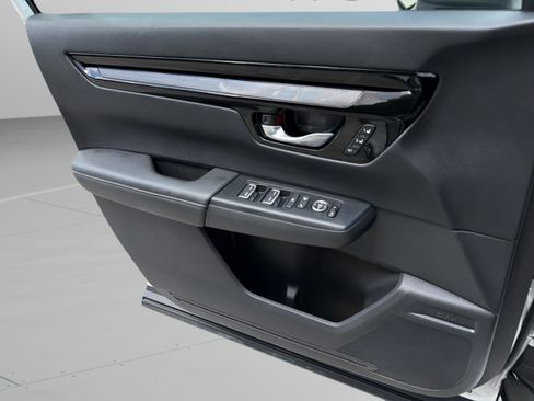 Used 2024 Honda CR-V EX-L image 19