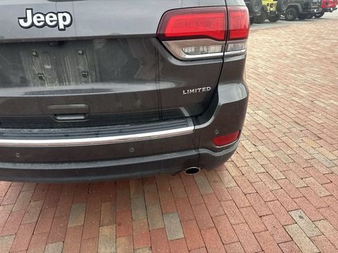 Used 2021 Jeep Grand Cherokee Limited w/ Sun & Sound Group AWD/4WD image 12