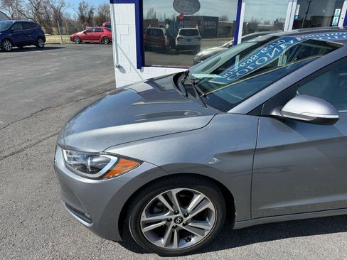 Used 2018 Hyundai Elantra Limited w/ Cargo Package image 3