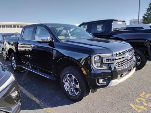 Used 2024 Ford Ranger Lariat w/ FX4 Off-Road Package AWD/4WD image 12