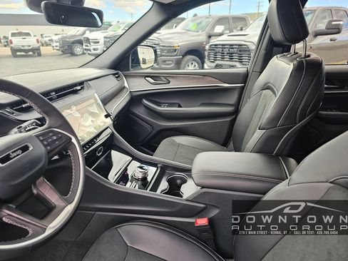 New 2026 Jeep Grand Cherokee Altitude AWD/4WD image 20