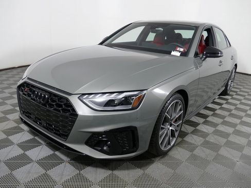 Used 2024 Audi S4 Premium Plus w/ Premium Plus Package image 7