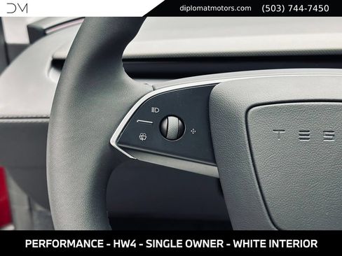 Used 2026 Tesla Model Y Performance AWD/4WD image 30