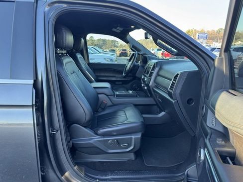 Used 2019 Ford Expedition Limited image 9