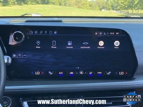 Used 2024 Chevrolet Traverse LT w/ Trailering Package image 29