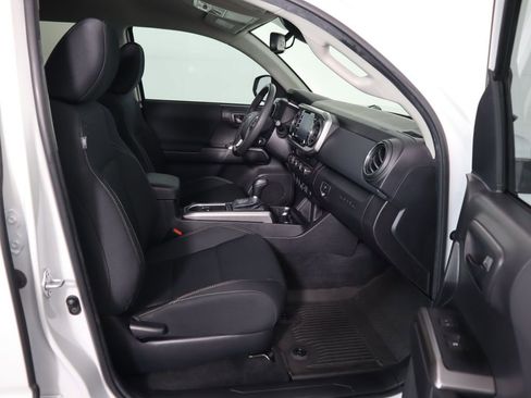 Used 2023 Toyota Tacoma 4x4 Double Cab image 21