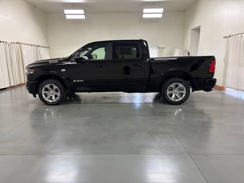 New 2026 RAM 1500 4x4 Crew Cab image 5