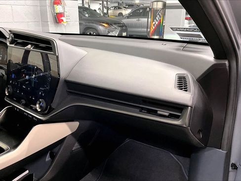 Used 2023 Lexus RZ 450e Premium w/ Technology Package image 18