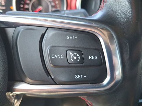 Used 2018 Jeep Wrangler Unlimited Rubicon image 14