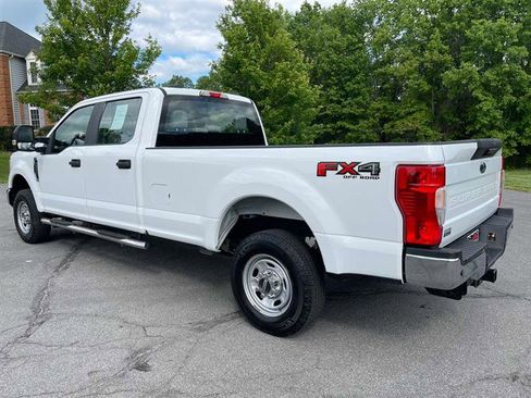 Used 2022 Ford F250 XL w/ Power Equipment Group AWD/4WD image 5