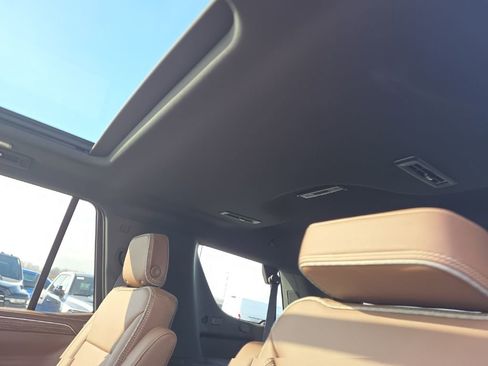 Used 2023 Chevrolet Tahoe High Country image 44