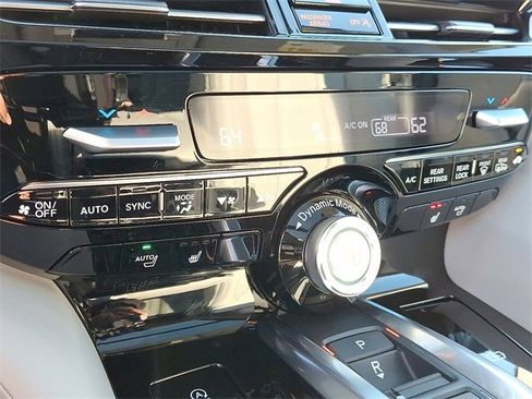 Certified 2026 Acura MDX w/ Technology Package image 18