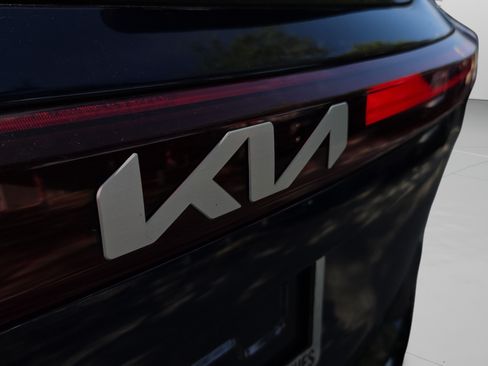 Used 2024 Kia Seltos EX FWD image 31