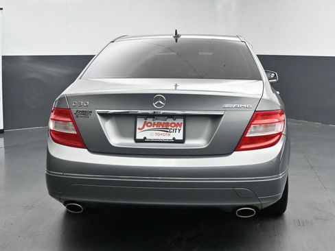 Used 2010 Mercedes-Benz C 300 Sedan image 8