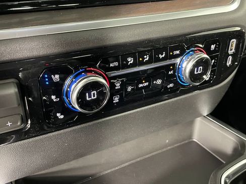 New 2026 GMC Sierra 1500 SLT w/ SLT Premium Plus Package AWD/4WD image 8