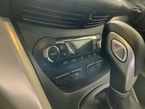 Used 2015 Ford Escape SE w/ Equipment Group 201A FWD image 20