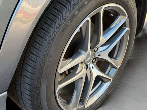 Used 2024 Mercedes-Benz GLE 53 AMG 4MATIC image 36