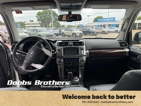 Used 2018 Toyota 4Runner Limited AWD/4WD image 15