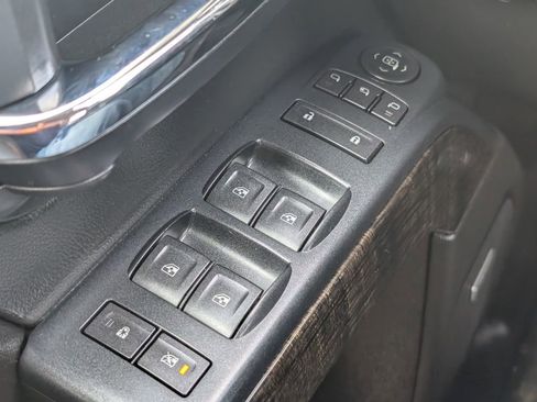 Used 2016 GMC Sierra 2500 Denali w/ Duramax Plus Package image 11