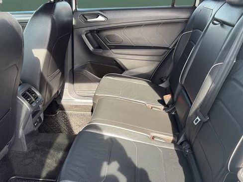 Used 2023 Volkswagen Tiguan SEL R-Line image 18