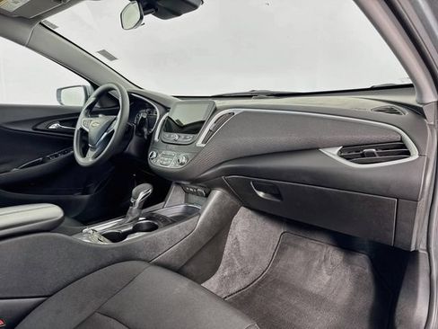 Used 2025 Chevrolet Malibu LT FWD image 29