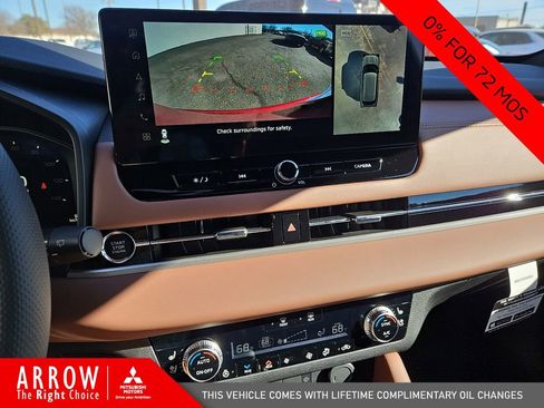 New 2026 Mitsubishi Outlander SEL image 24