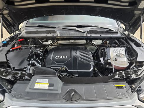 Used 2022 Audi Q5 2.0T Premium w/ Convenience Package image 32