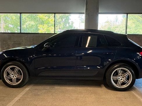 Used 2021 Porsche Macan AWD/4WD image 2
