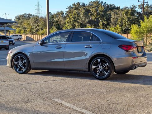 Used 2021 Mercedes-Benz A 220 image 6