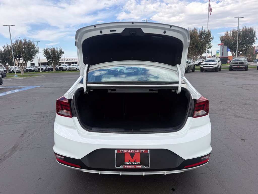 Used 2019 Hyundai Elantra SE FWD image 29
